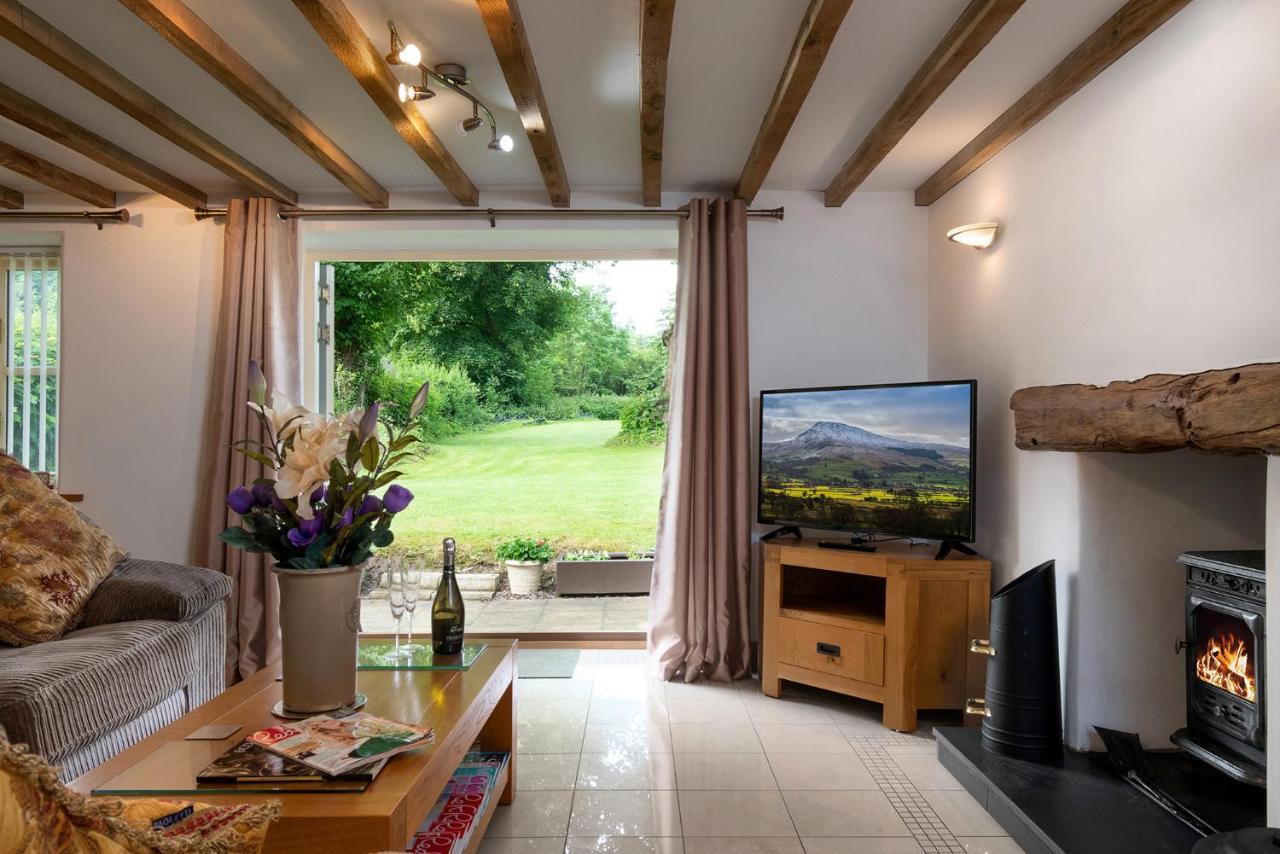 Finest Retreats - The Cottage - Luxury 1 Bed Cottage Rhydymwyn Zewnętrze zdjęcie